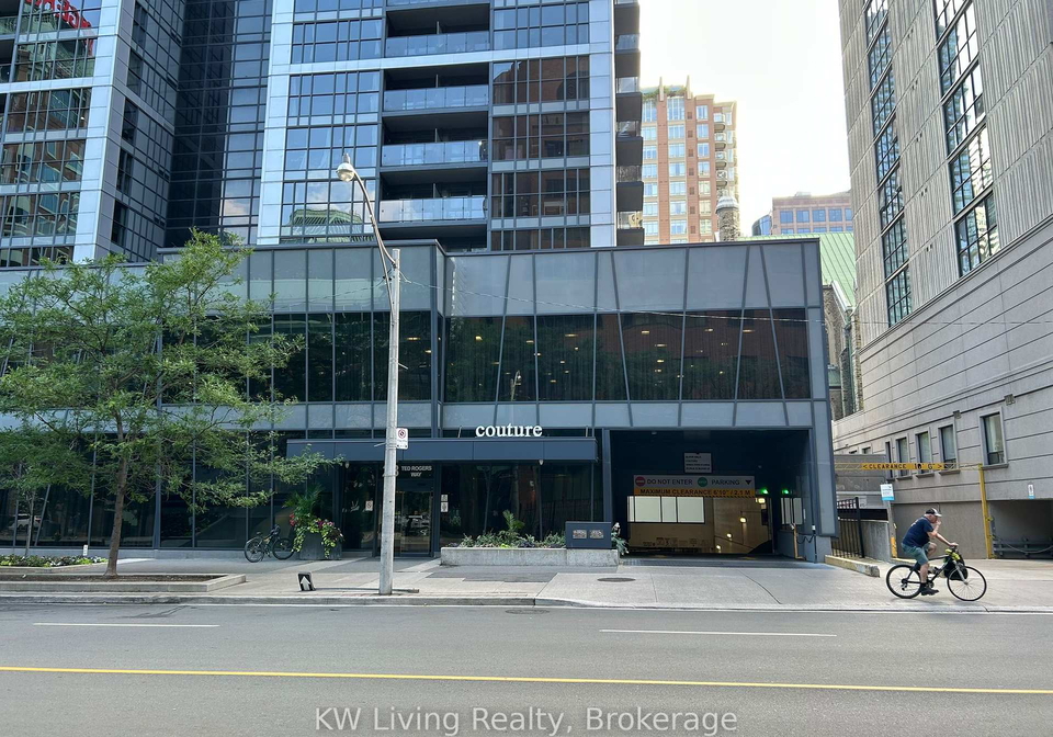 28-ted-rogers-way-toronto-ontario-c12278422