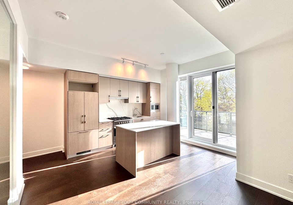 8-manor-road-toronto-ontario-c12278430