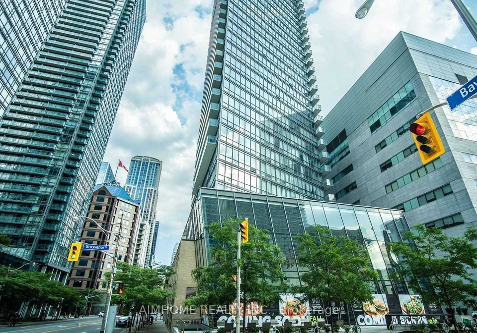 832-bay-street-toronto-ontario-c12278440