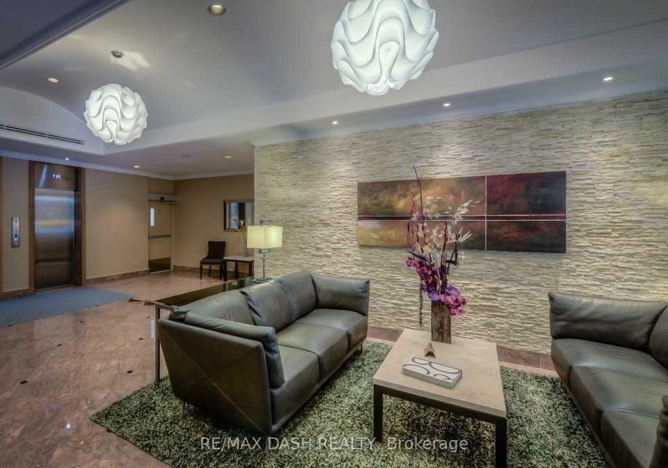 45-carlton-street-toronto-ontario-c12278582