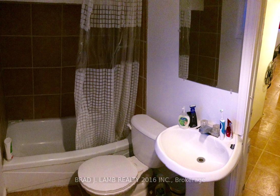 552-dupont-street-toronto-ontario-c12278606