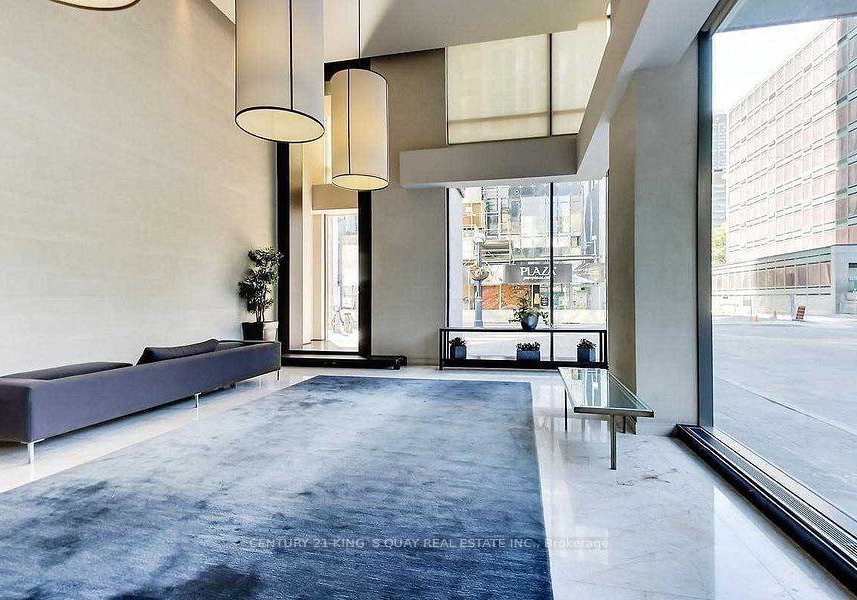 18-yorkville-avenue-toronto-ontario-c12278759