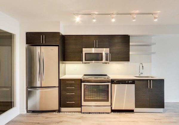 400-adelaide-street-e-e-toronto-ontario-c12279071