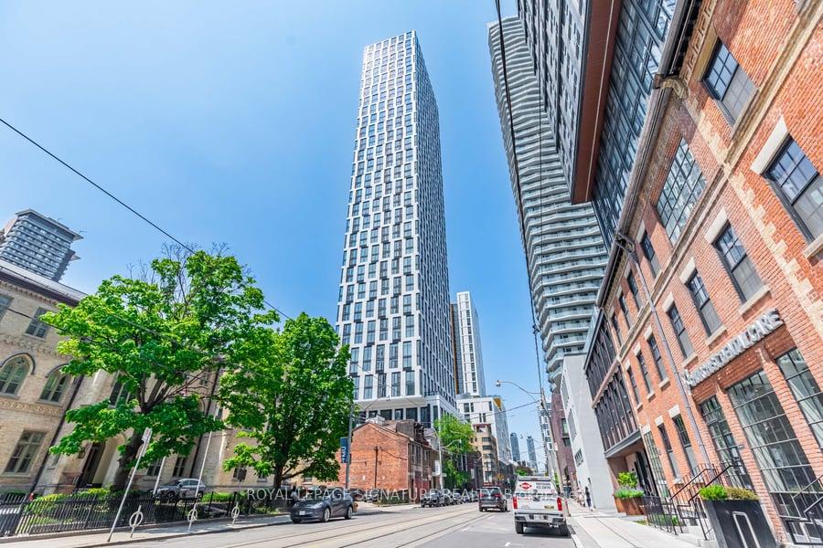 252-church-street-toronto-ontario-c12279120