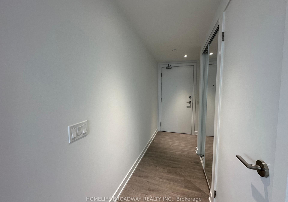 8-wellesley-street-w-w-toronto-ontario-c12279307