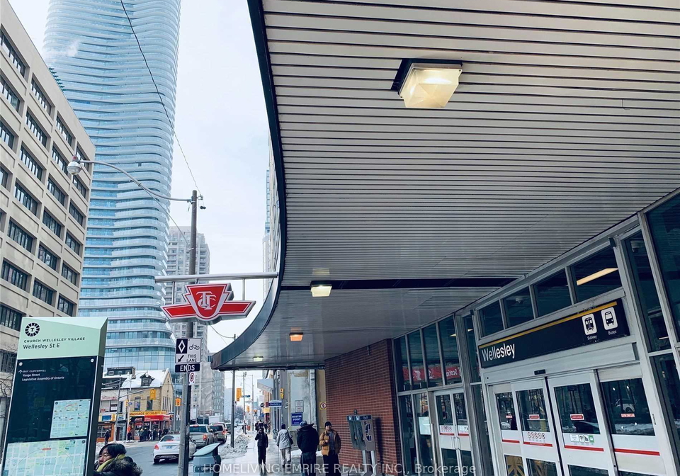 11-wellesley-street-w-w-toronto-ontario-c12279637