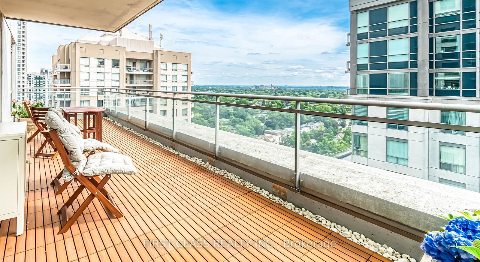 21-hillcrest-avenue-north-york-ontario-c12280124