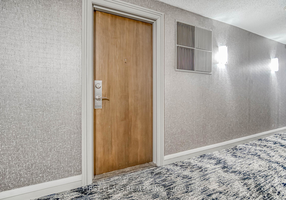 21-hillcrest-avenue-north-york-ontario-c12280124