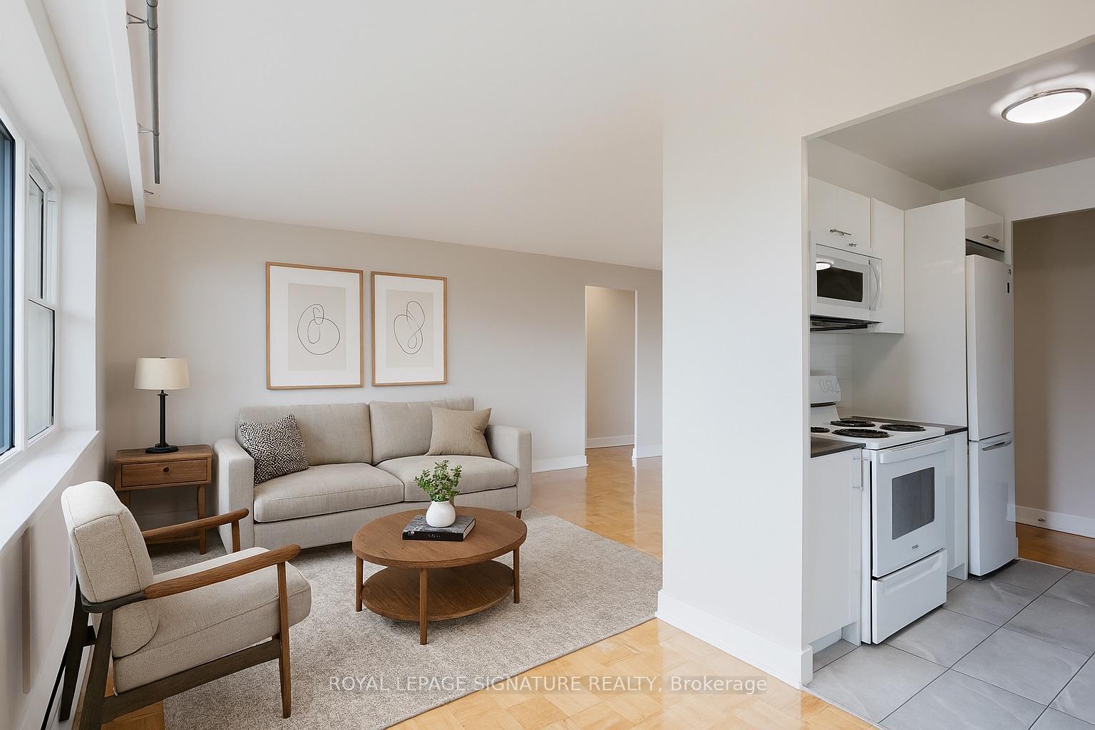 2-grandstand-place-east-york-ontario-c12280143