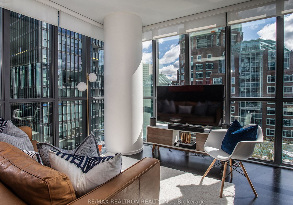 101-charles-street-e-e-toronto-ontario-c12280394