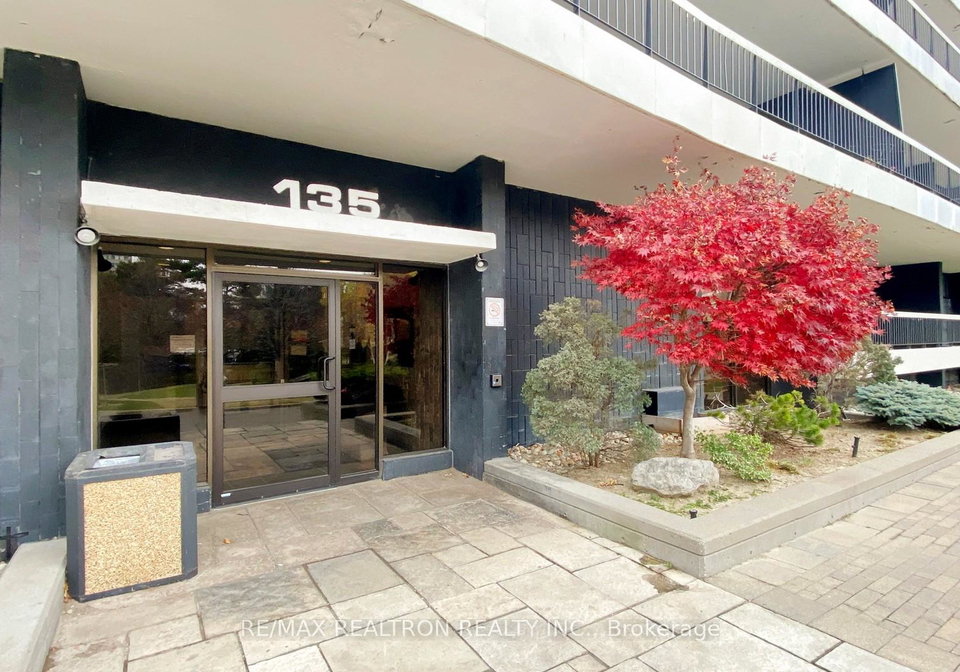 135-antibes-drive-toronto-ontario-c12280495