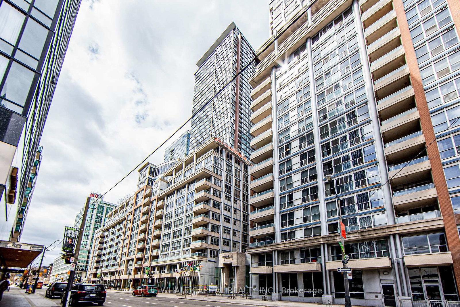 270-wellington-street-w-w-toronto-ontario-c12280673