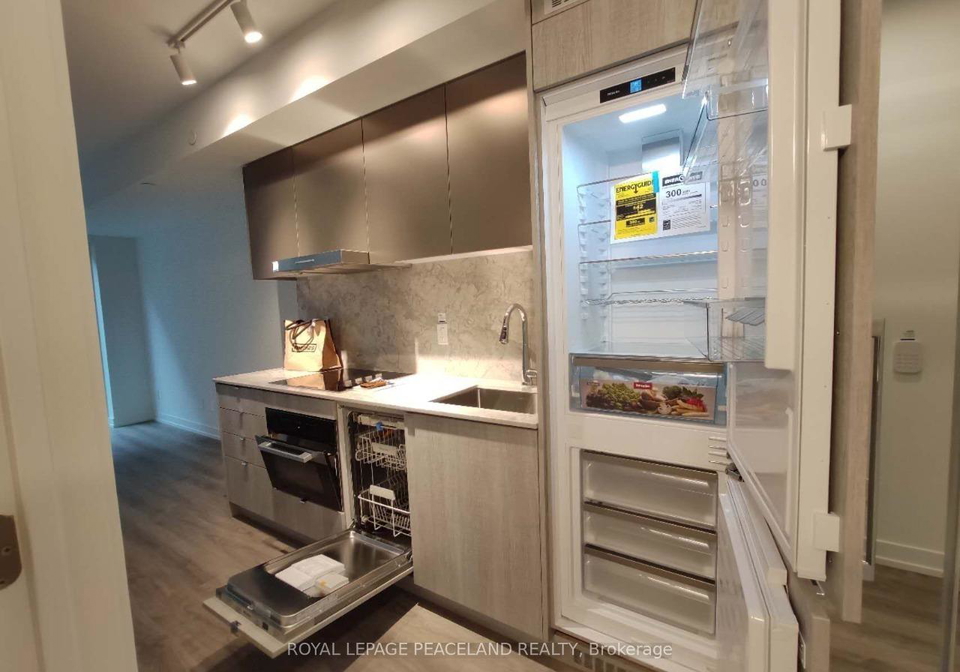 771-yonge-street-toronto-ontario-c12280753