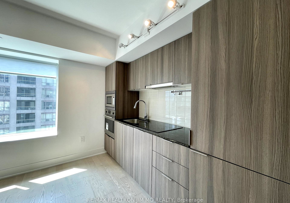 955-bay-street-toronto-ontario-c12280757