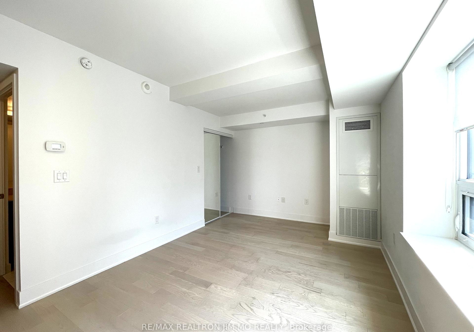 955-bay-street-toronto-ontario-c12280757