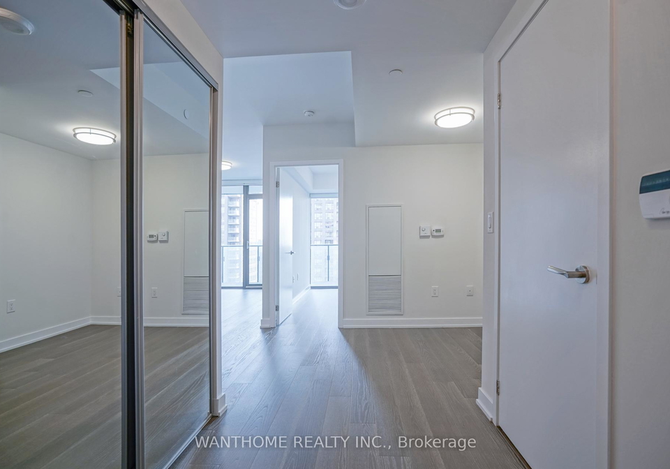 11-wellesley-street-w-w-toronto-ontario-c12280824