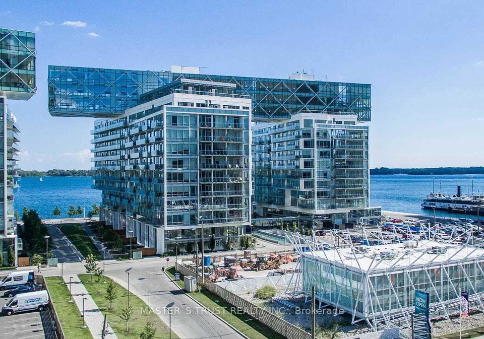 29-queens-quay-e-e-toronto-ontario-c12280838