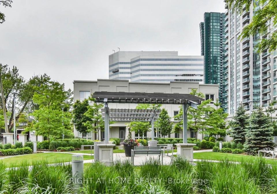 17-anndale-drive-north-york-ontario-c12281238