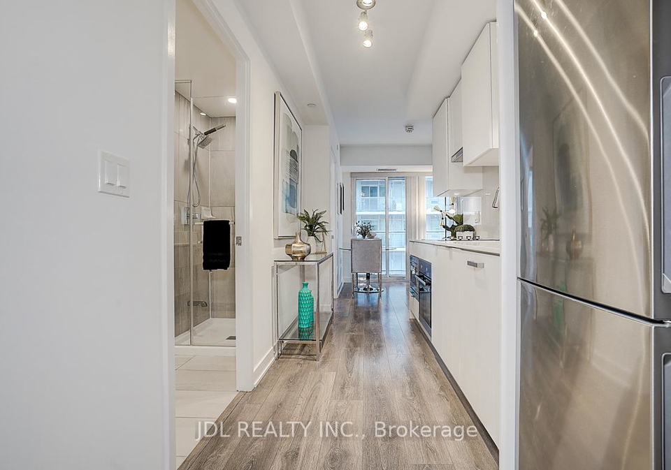 99-broadway-avenue-toronto-ontario-c12281662
