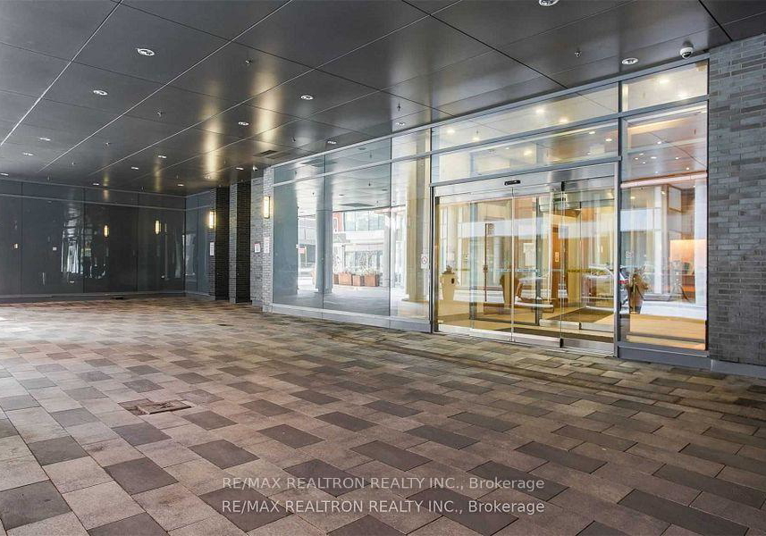 295-adelaide-street-w-w-toronto-ontario-c12282000