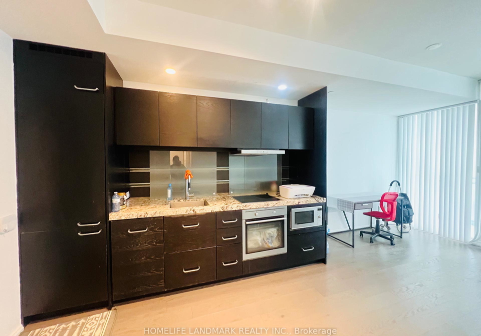 45-charles-street-e-e-toronto-ontario-c12282160