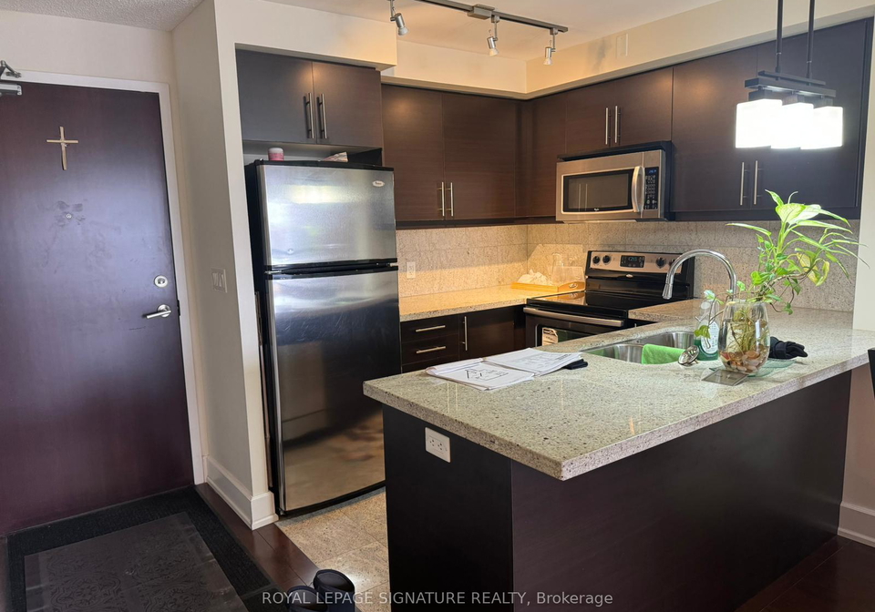 676-sheppard-avenue-e-e-north-york-ontario-c12282415