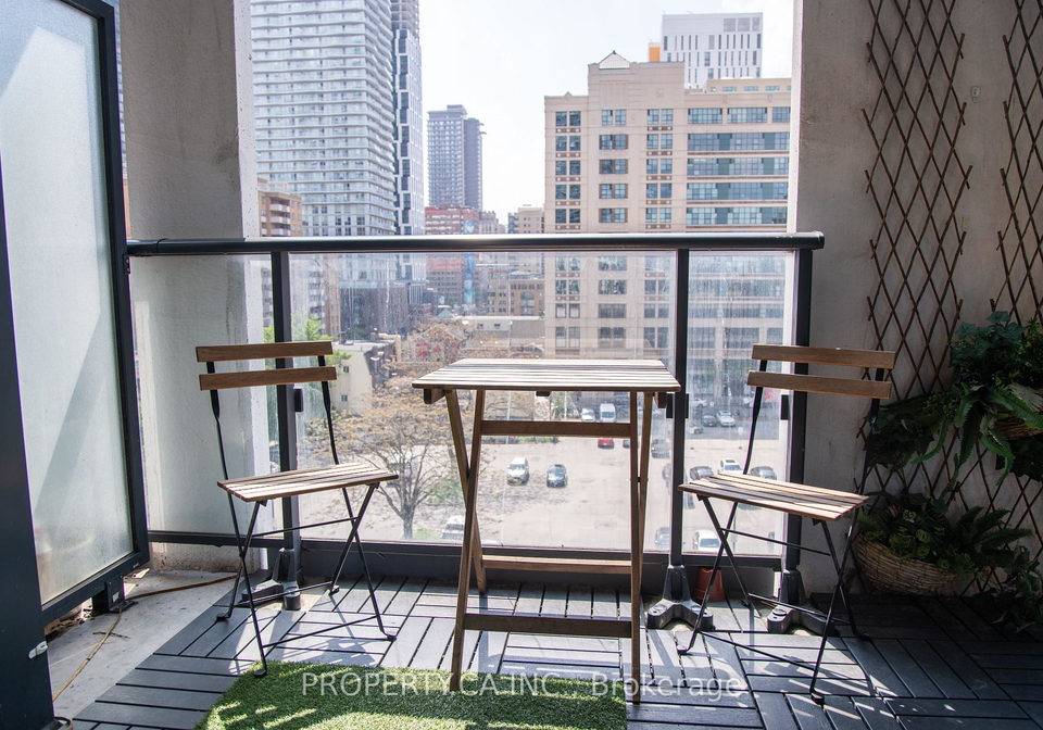251-jarvis-street-toronto-ontario-c12282446