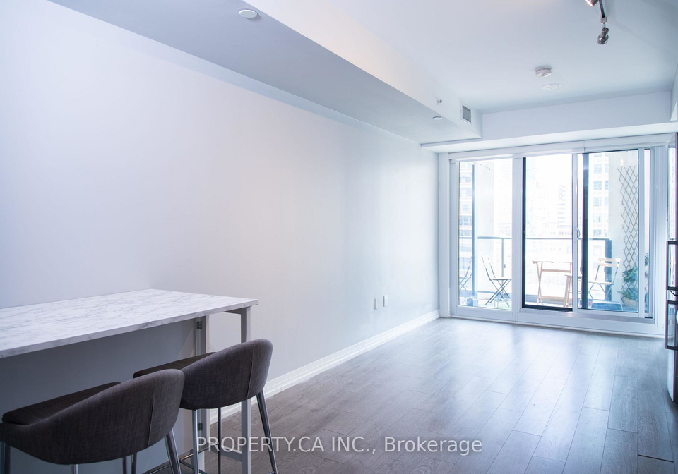 251-jarvis-street-toronto-ontario-c12282446