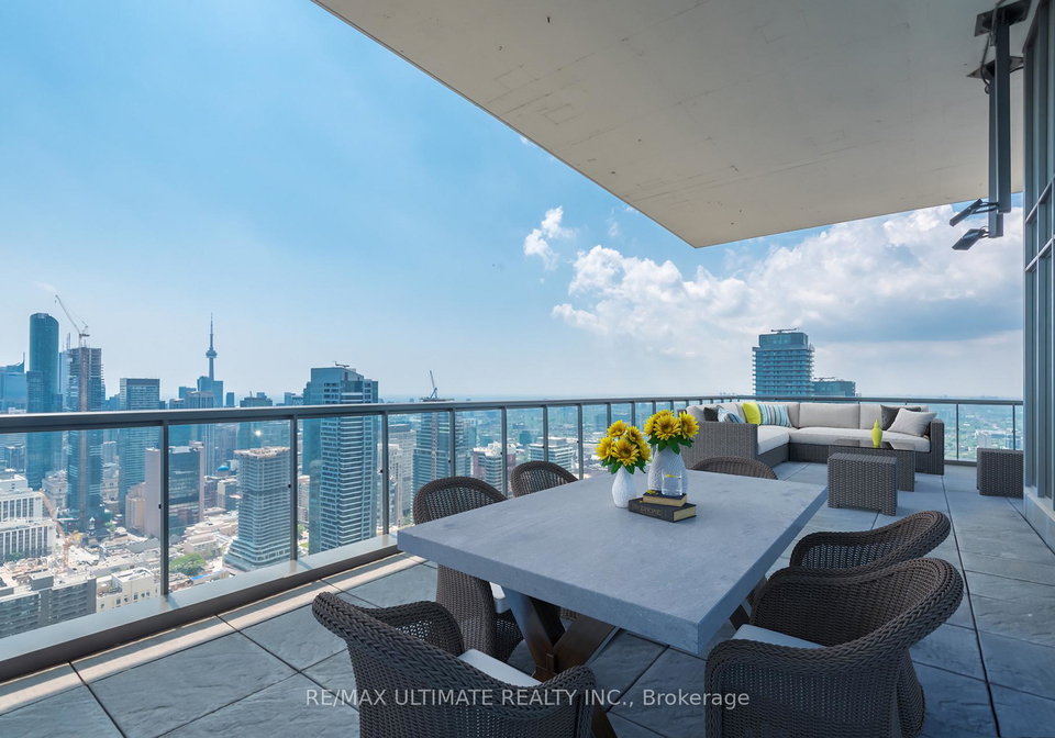 33-charles-street-e-e-toronto-ontario-c12282611