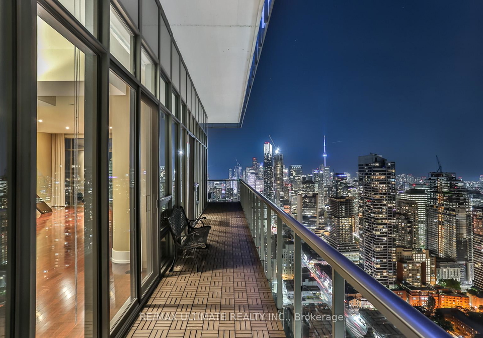 33-charles-street-e-e-toronto-ontario-c12282611