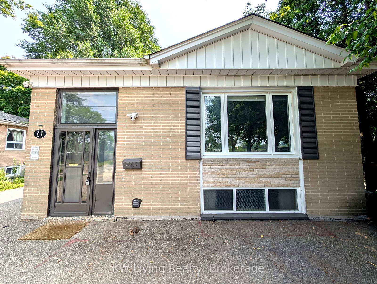 61-bishop-avenue-north-york-ontario-c12283014