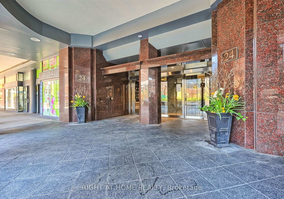 24-wellesley-street-w-w-toronto-ontario-c12283064
