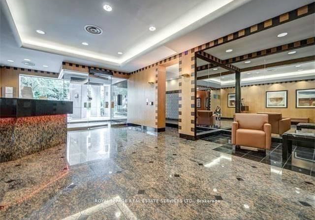 18-hillcrest-avenue-north-york-ontario-c12283291