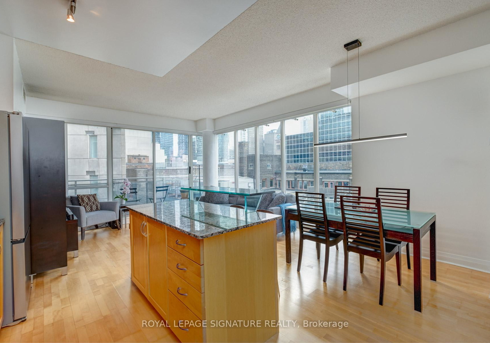 220-victoria-street-toronto-ontario-c12283347