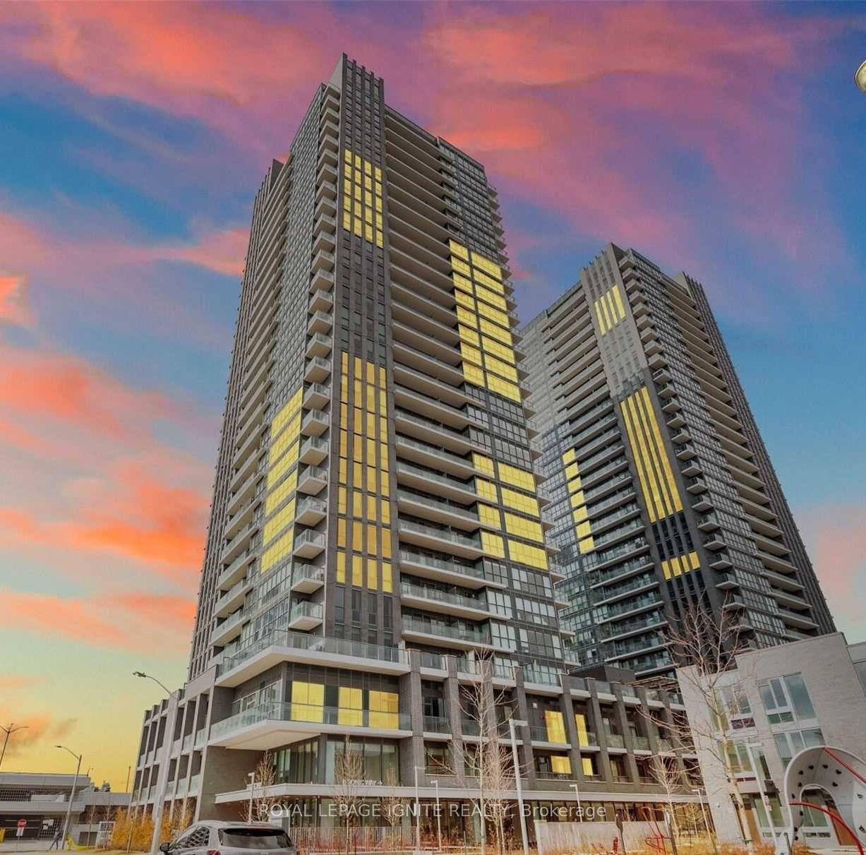 2-sonic-way-east-york-ontario-c12283478