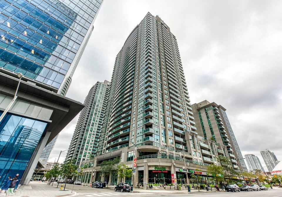 30-grand-trunk-crescent-toronto-ontario-c12283481