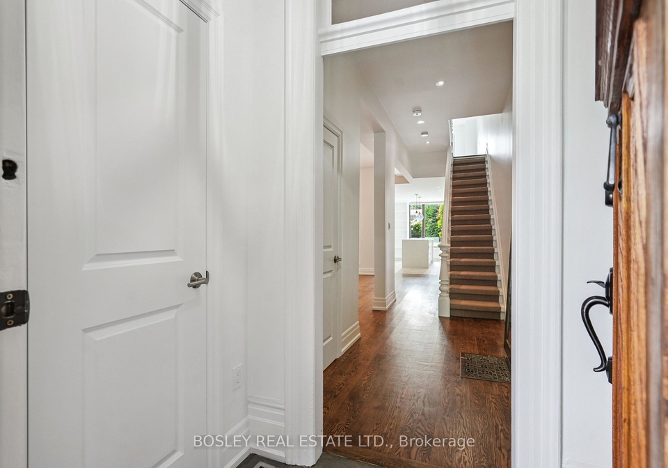 520-manning-avenue-toronto-ontario-c12283576