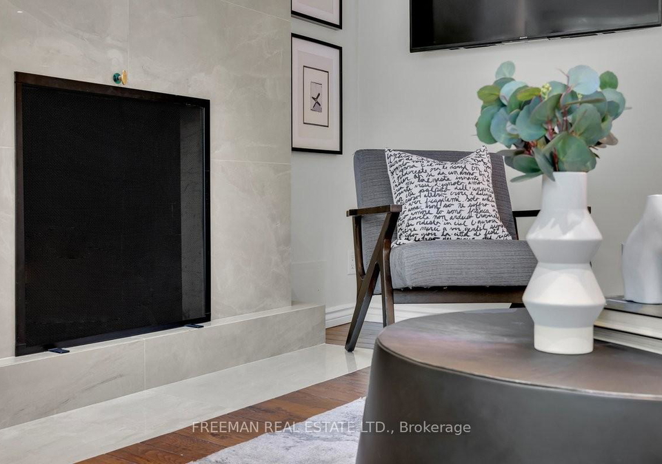10-walker-avenue-toronto-ontario-c12283599