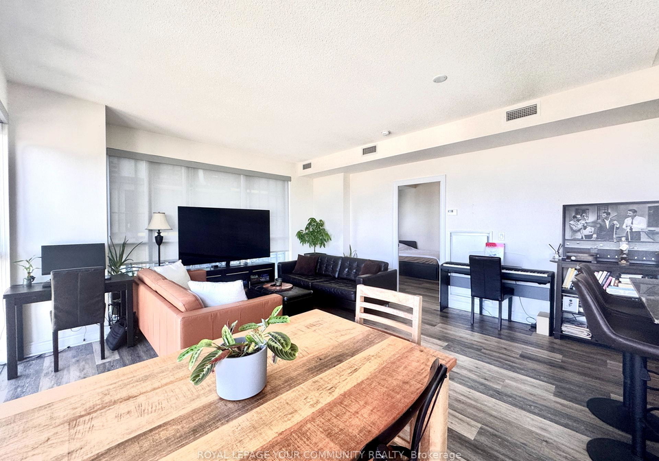 28-ted-rogers-way-toronto-ontario-c12283784