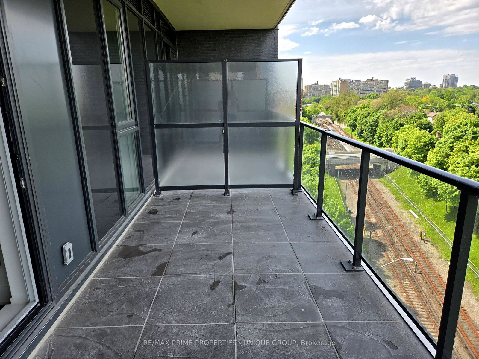 8-manor-road-w-w-toronto-ontario-c12284024