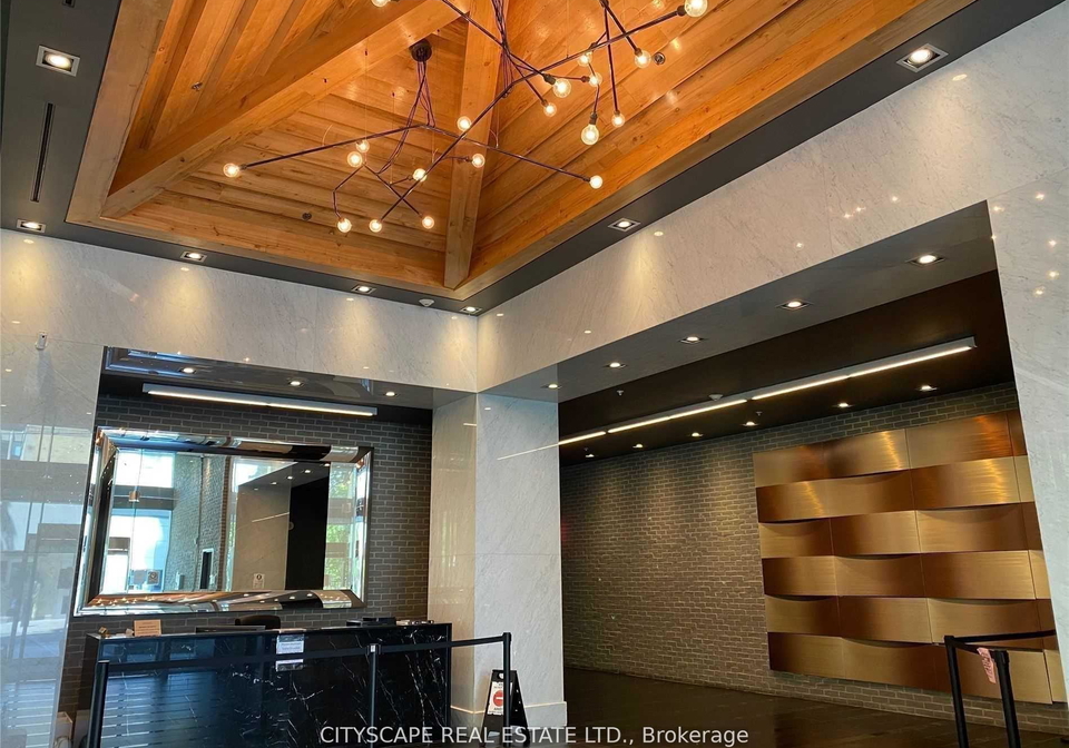 210-simcoe-street-toronto-ontario-c12284151