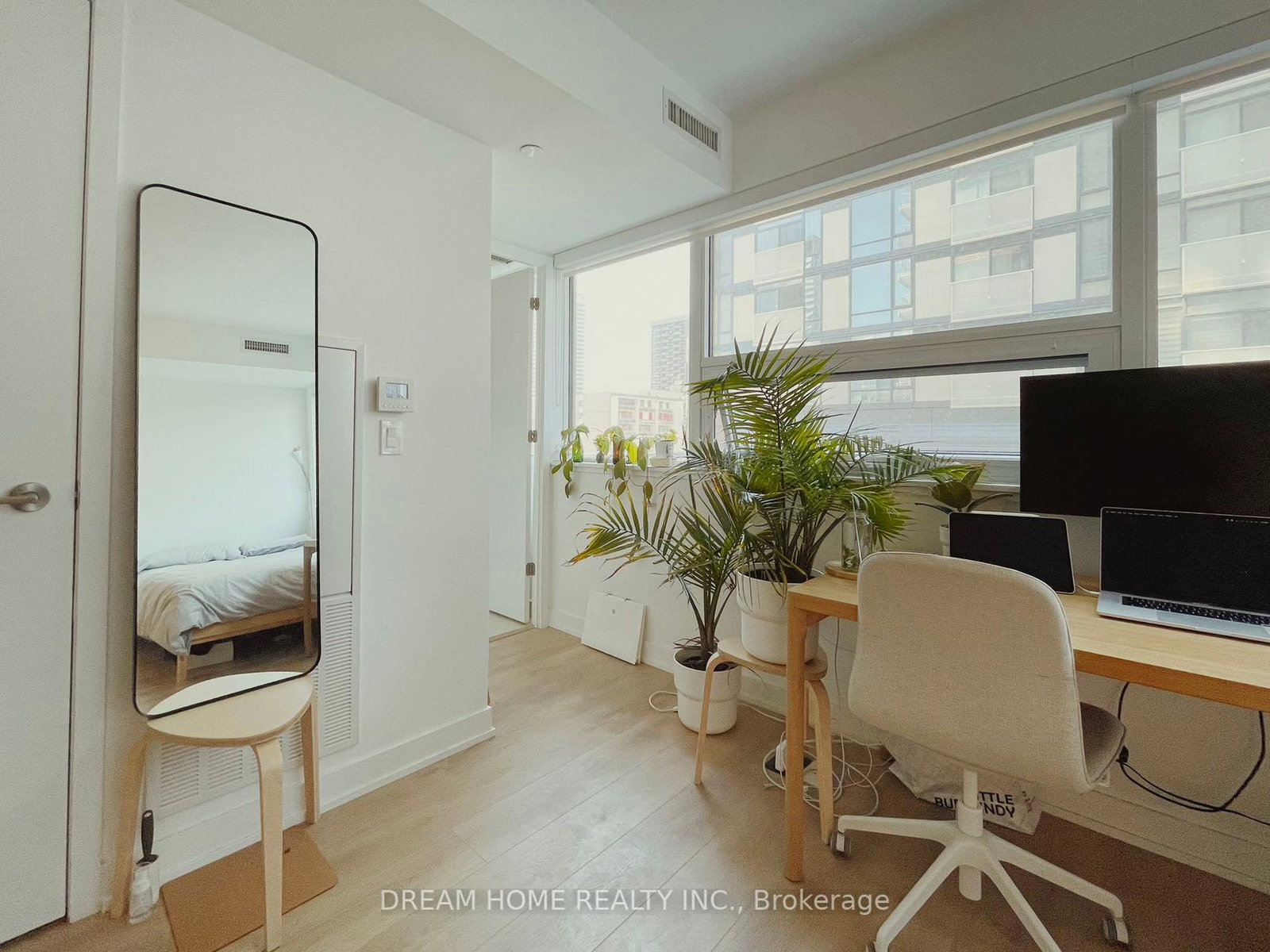 18-maitland-terrace-toronto-ontario-c12284237