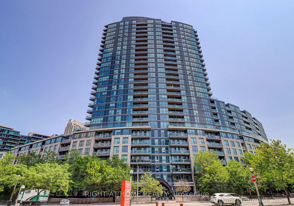231-fort-york-boulevard-toronto-ontario-c12284337