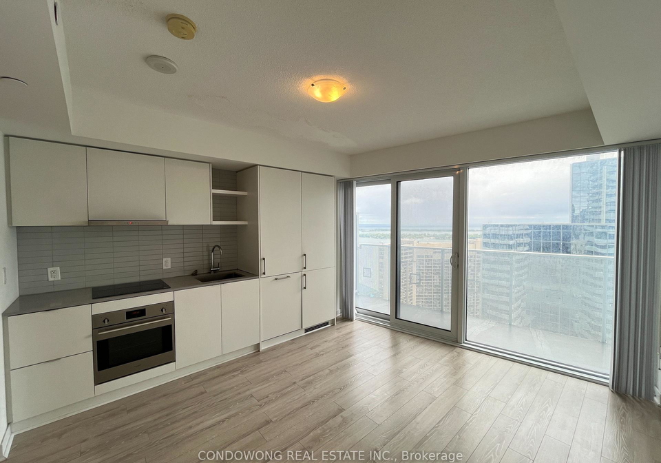 100-harbour-street-toronto-ontario-c12284518