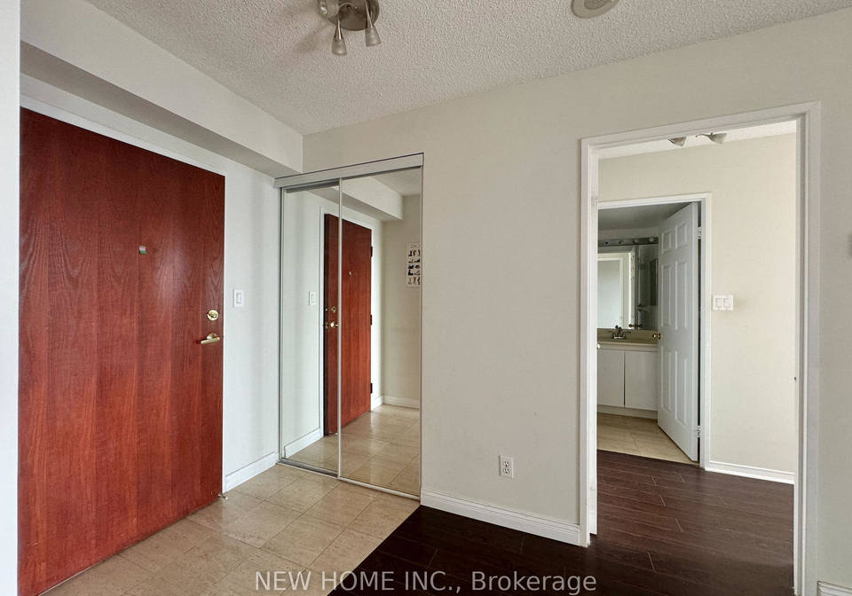 18-hillcrest-avenue-north-york-ontario-c12284537
