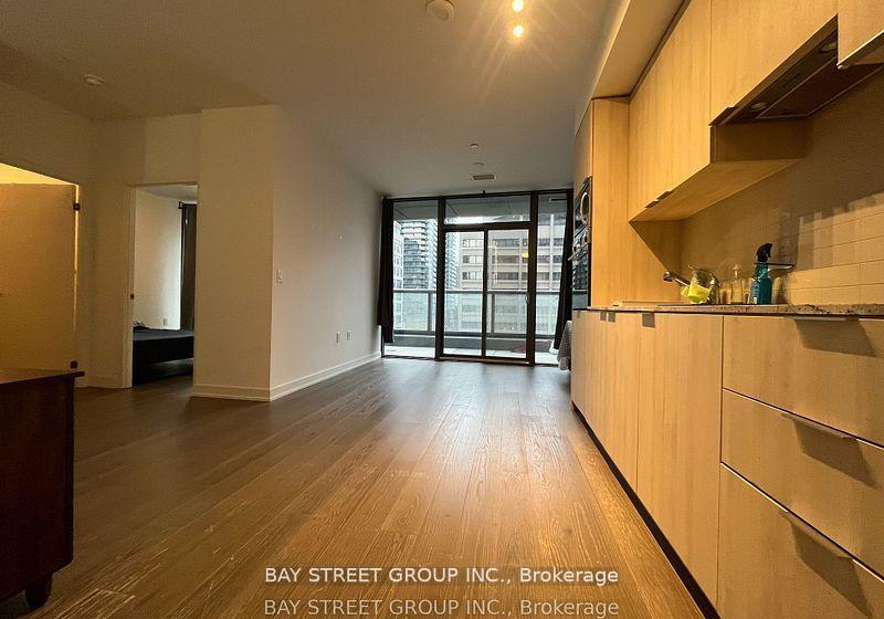 11-wellesley-street-w-w-toronto-ontario-c12284548