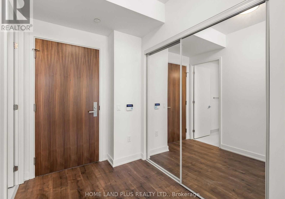 15-queens-quay-e-e-toronto-ontario-c12284549