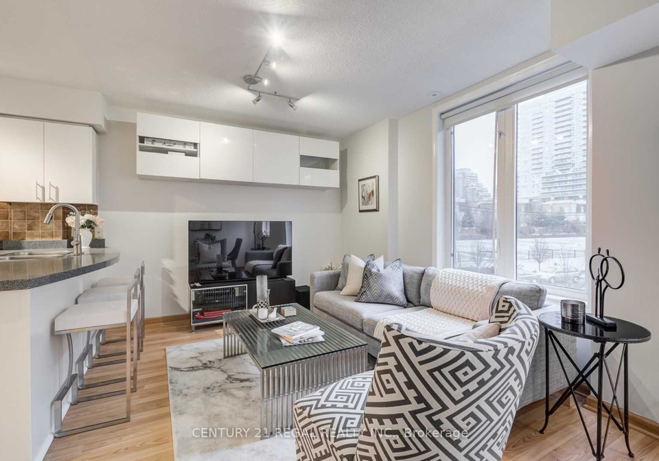 26-douro-street-toronto-ontario-c12284781
