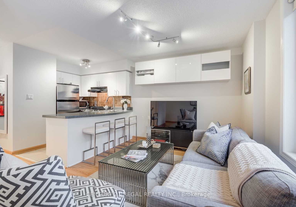 26-douro-street-toronto-ontario-c12284781