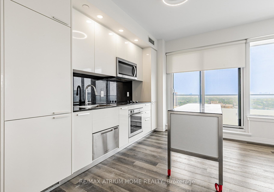 75-canterbury-place-toronto-ontario-c12284848